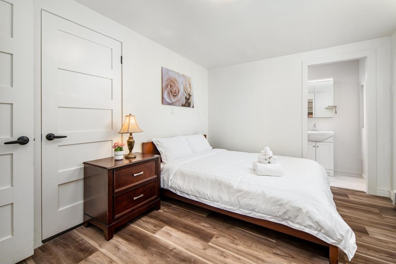 Gorgeous 4 Bedroom Garden Level Suite At Vancouver West & Ubc Extérieur photo